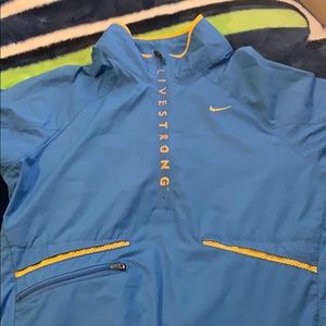 Nike Livestrong windbreaker hoodie size: small